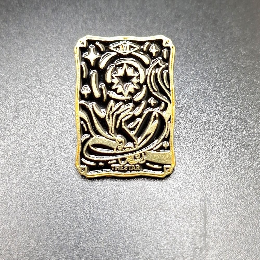 The star tarot card pin